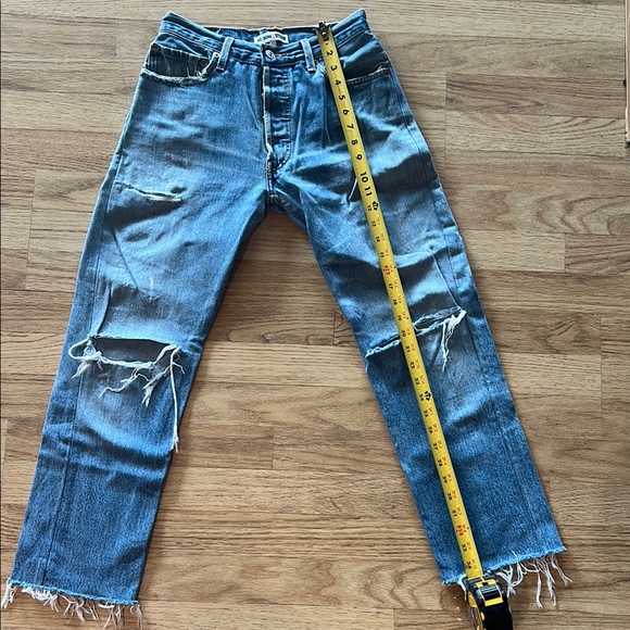 Re/Done Levi’s - stove pipe. Button fly. Distressed Blue Denim Jeans - Picture 4 of 9